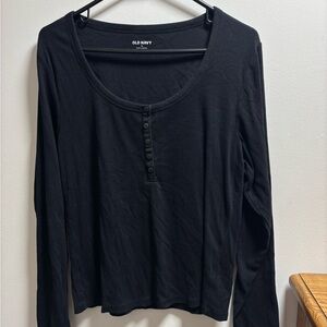 Old Navy Black Long-Sleeve Henley Scoop Neck Top